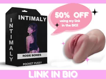 girl
        rosiebones cam image #6283670