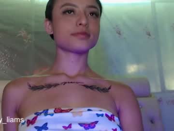 couple
        amy_liams cam image #2113258