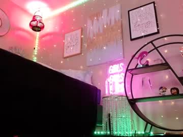 couple
        milf_lacey cam image #2610720