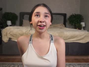 girl
        zarascarlett cam image #5689009
