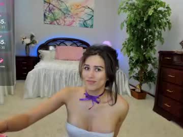 girl
        flower_nicole cam image #4511196