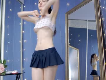 girl
        kriskras__ cam image #1540096