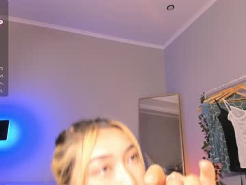 girl
        minnie_jin cam image #2963176