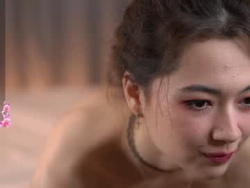 girl
        florenceestey cam image #5943402