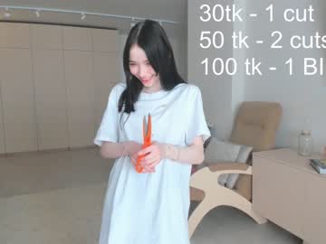 girl
        oki_dokie cam image #1603729