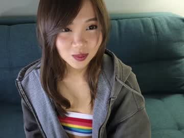 girl
        juliabeng1 cam image #6058967