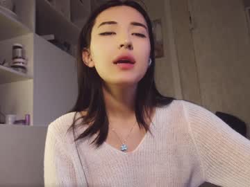 girl
        nayeonobi cam image #4002301