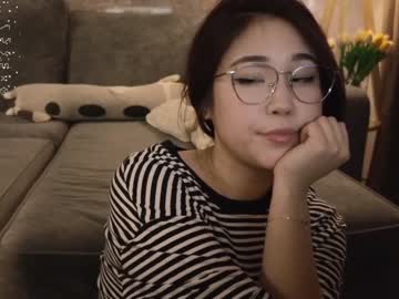 girl
        kimi_kay cam image #3327461