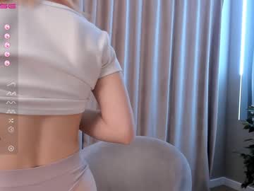 girl
        marylonga cam image #2634272