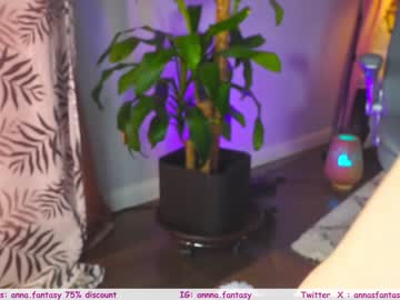 girl
        the_pussy_boulevard cam image #3025018