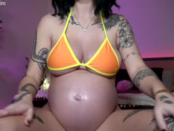 girl
        greydesire69 cam image #6052338