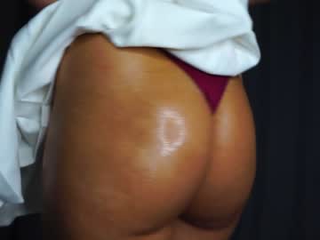 girl
        cassandra_diaz cam image #3228231
