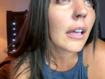 girl
        sweetintoxication777 cam image #4523586