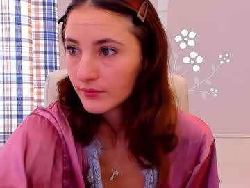 girl
        aniagray cam image #5993204