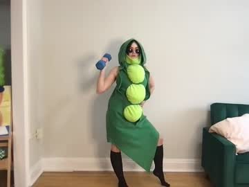 girl
        littlesugarpea cam image #2761130