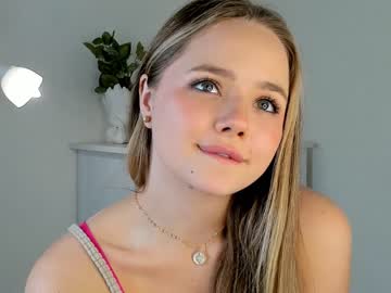 girl
        molly__meow cam image #3701449