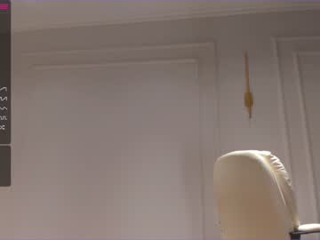 girl
        suma_ren cam image #1412460