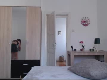 couple
        sexaddictcouple1 cam image #115395