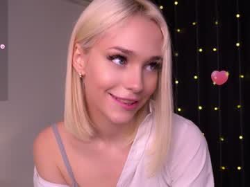 girl
        kittessa cam image #4132129