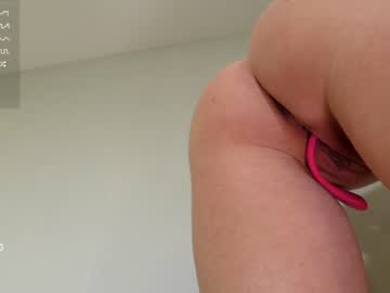 girl
        ronny_ponny cam image #758154