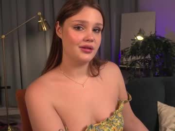 girl
        steamedfishy cam image #5650269
