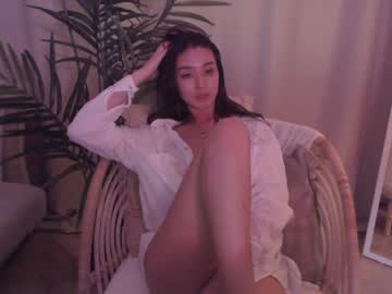 girl
        sarasuo cam image #2062621