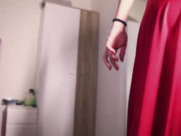 girl
        misslullu cam image #5435417