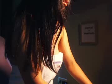 girl
        _lyza_ cam image #4811731