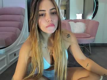 girl
        ashlyeroberts1 cam image #275421