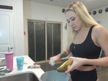 girl
        pr3ttyp1nkpussy cam image #83256