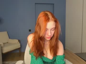 girl
        shirleywhitney cam image #3731223