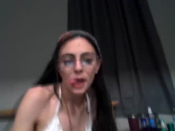 girl
        dirty_jersey_babe cam image #2468762