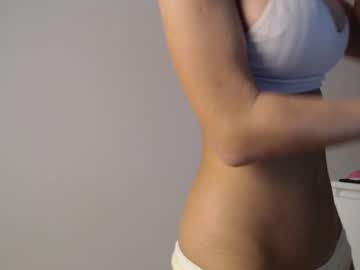 girl
        trixie_taylor cam image #3236443