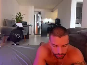 couple
        hotbraziliancouple69 cam image #3945219
