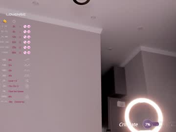 girl
        hee_jeen cam image #3315355
