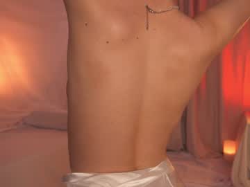 girl
        sunny_maria cam image #2267555