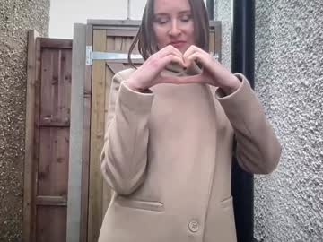 girl
        eatmypie69 cam image #6408808