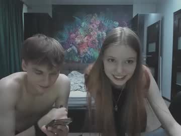 girl
        annichka cam image #1921577