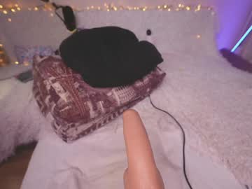 girl
        babydoll_laura cam image #4886076