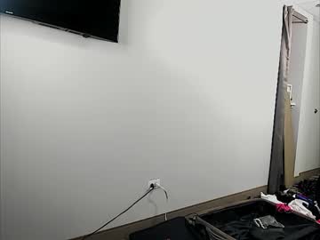 girl
        tinychanellove cam image #3995636