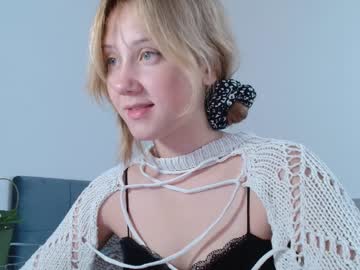 girl
        sweetie_jolie cam image #2205281