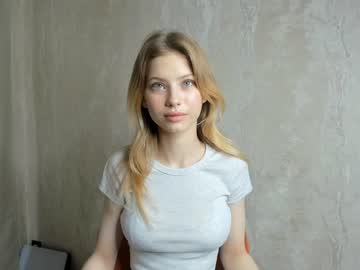 girl
        olivia_madyson cam image #2076506