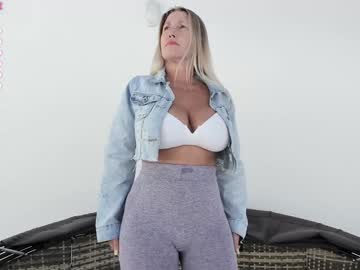 girl
        angel_danm_milf cam image #5021232
