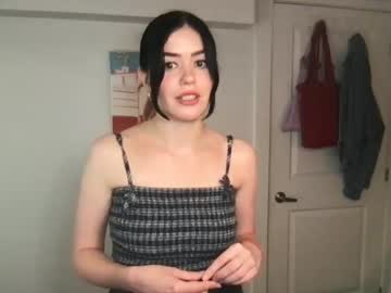 girl
        littlesugarpea cam image #2253629