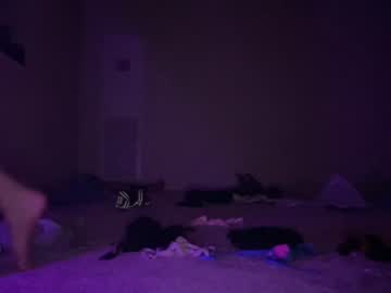 girl
        thtqunt cam image #2606069