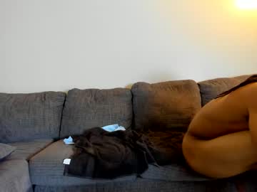 couple
        lyssyluvstwizzy69 cam image #1745906