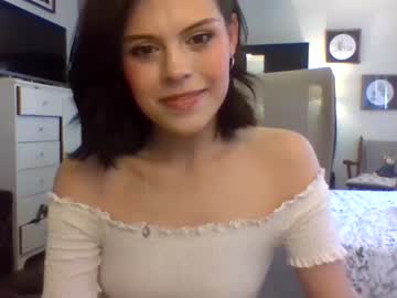 girl
        dreamlilys cam image #4118497