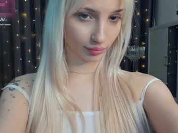 girl
        erleneganter cam image #3272858