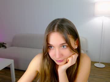 girl
        ambertan1 cam image #5939706