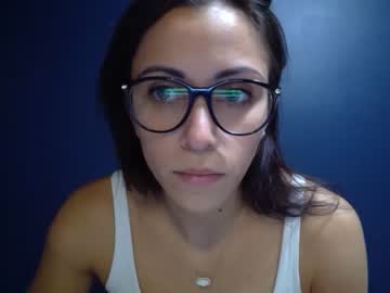 girl
        lexiii17 cam image #228163